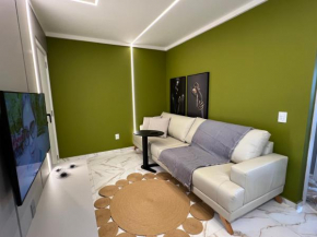 Apartamento facil acesso ao cento cataratas shopping catuai